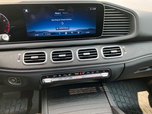 Used 2025 Mercedes-Benz GLE 350 4MATIC image 8