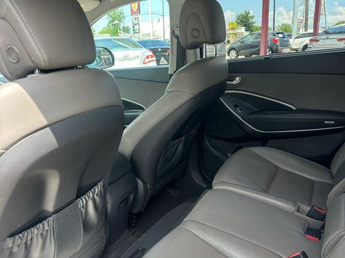 Used 2019 Hyundai Santa Fe XL SE w/ SE Premium Package 02 FWD image 8