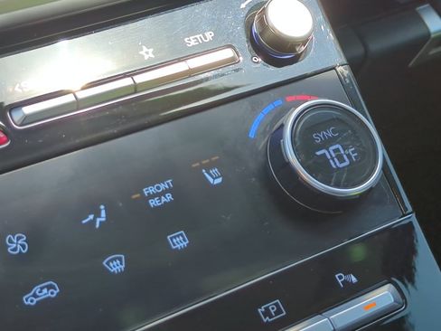 Certified 2025 Hyundai Santa Fe XRT AWD/4WD image 34
