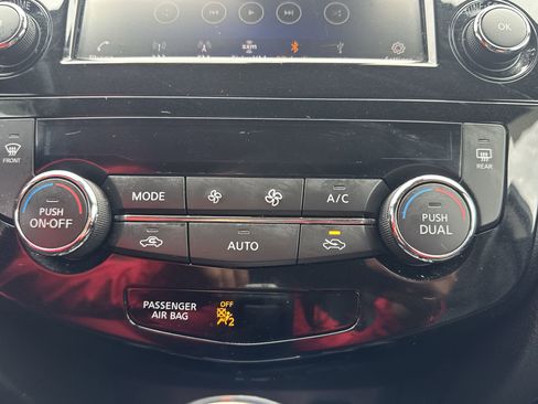 Used 2020 Nissan Rogue Sport SL w/ Premium Package AWD/4WD image 17