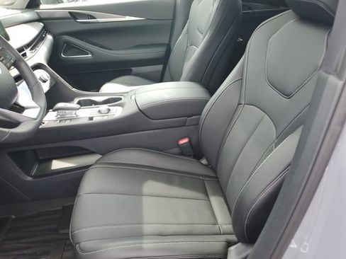 Certified 2026 INFINITI QX60 Luxe w/ Cargo Package AWD/4WD image 19