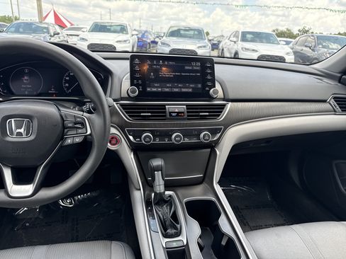 Certified 2019 Honda Accord EX image 21