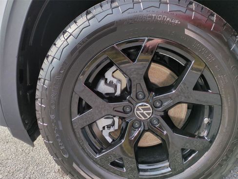 New 2026 Volkswagen Atlas Peak Edition AWD/4WD image 23