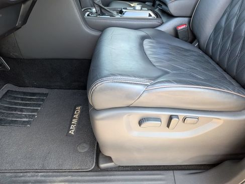 Used 2024 Nissan Armada Platinum w/ Captain's Chairs Package RWD image 16