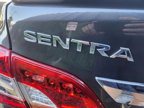Used 2013 Nissan Sentra SR w/ Driver Pkg image 20