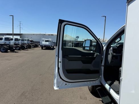 New 2026 Ford F550 4x4 Regular Cab Super Duty image 25