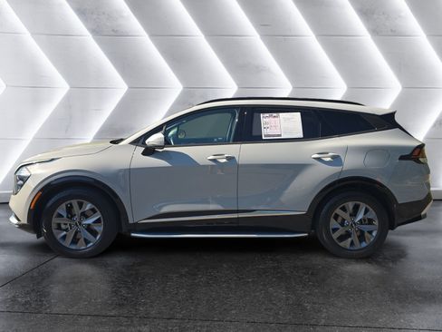 Used 2023 Kia Sportage SX FWD image 2
