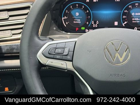 Used 2024 Volkswagen Atlas SEL Premium R-Line AWD/4WD image 14