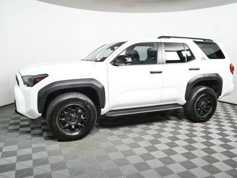 Used 2026 Toyota 4Runner TRD Off-Road Premium w/ Tow Technology Package AWD/4WD image 2