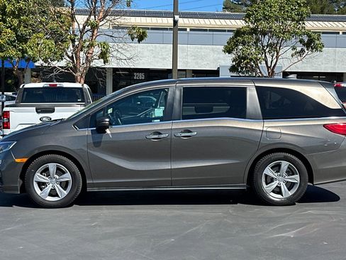 Used 2020 Honda Odyssey EX image 9