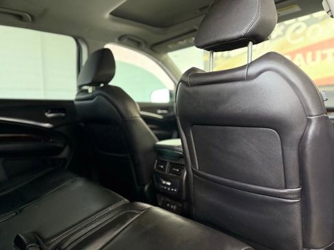 Used 2018 Acura MDX FWD image 25