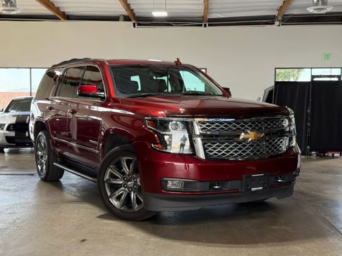 Used 2018 Chevrolet Tahoe LT w/ LT Signature Package RWD image 1