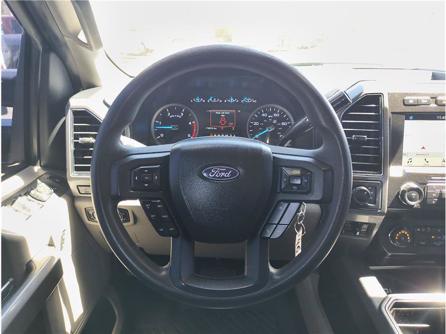 Used 2019 Ford F250 XLT w/ XLT Premium Package AWD/4WD image 7