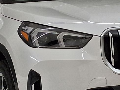 New 2026 BMW X1 xDrive28i w/ Technology Package AWD/4WD image 9