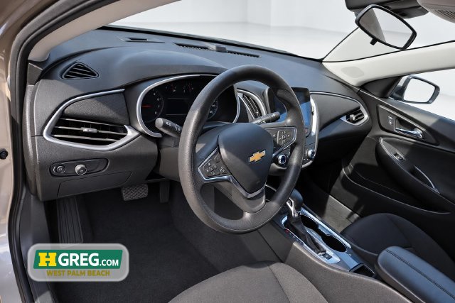 Used 2024 Chevrolet Malibu LT FWD image 10