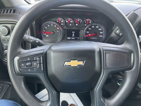 Used 2024 Chevrolet Silverado 2500 Custom w/ Custom Value Package image 27