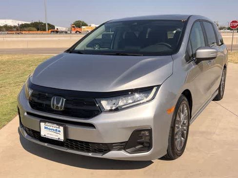 Certified 2026 Honda Odyssey Touring image 2