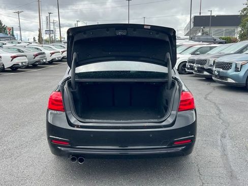 Used 2017 BMW 330e RWD image 10