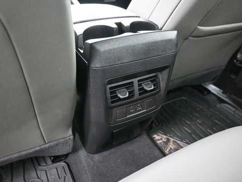 Used 2024 Chevrolet Colorado ZR2 w/ Technology Package image 20