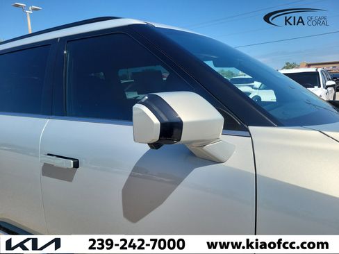 New 2027 Kia Telluride SX w/ Towing Package FWD image 7