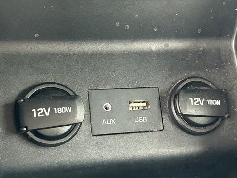 Used 2020 Hyundai Elantra SEL FWD image 15