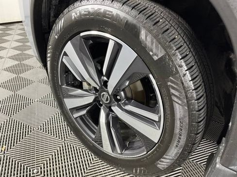 Used 2021 Nissan Rogue SL w/ Premium Package FWD image 13