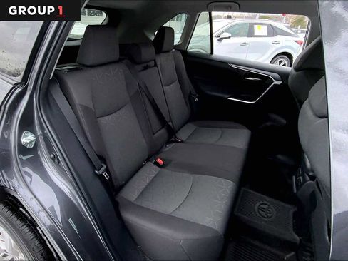 Certified 2022 Toyota RAV4 XLE image 37