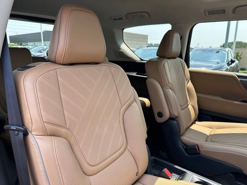 New 2027 INFINITI QX80 Luxe AWD/4WD image 22