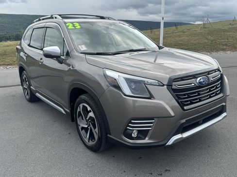 Certified 2023 Subaru Forester Touring AWD/4WD image 1