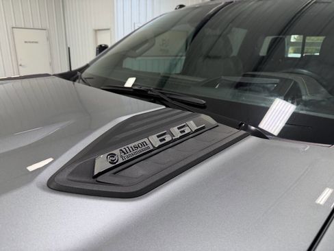 Used 2024 Chevrolet Silverado 2500 ZR2 w/ Technology Package image 66