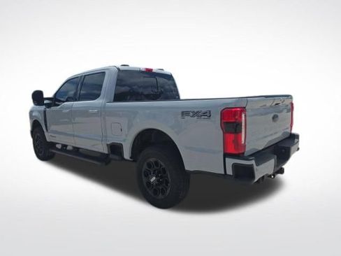 Certified 2025 Ford F250 Lariat w/ Lariat Ultimate Package AWD/4WD image 4