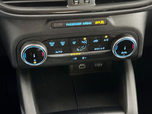 Used 2025 Ford Escape ST-Line image 23