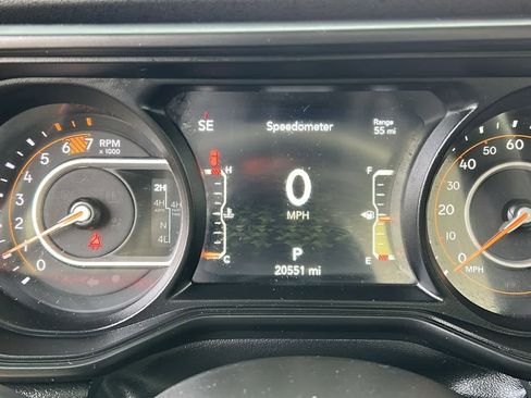 Used 2024 Jeep Wrangler Unlimited Rubicon image 15