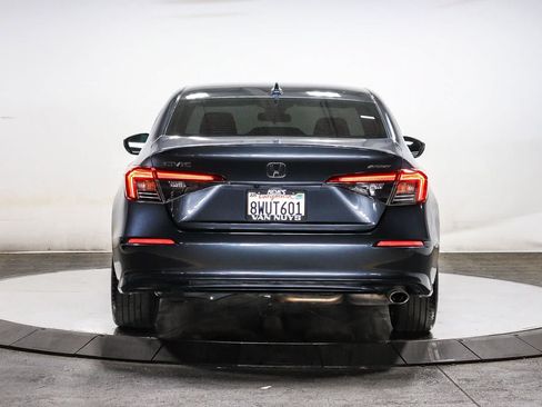 Used 2022 Honda Civic Sport image 3