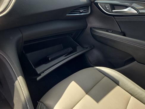 Used 2021 Buick Envision Preferred FWD image 35