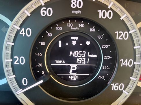 Used 2014 Honda Accord EX image 30