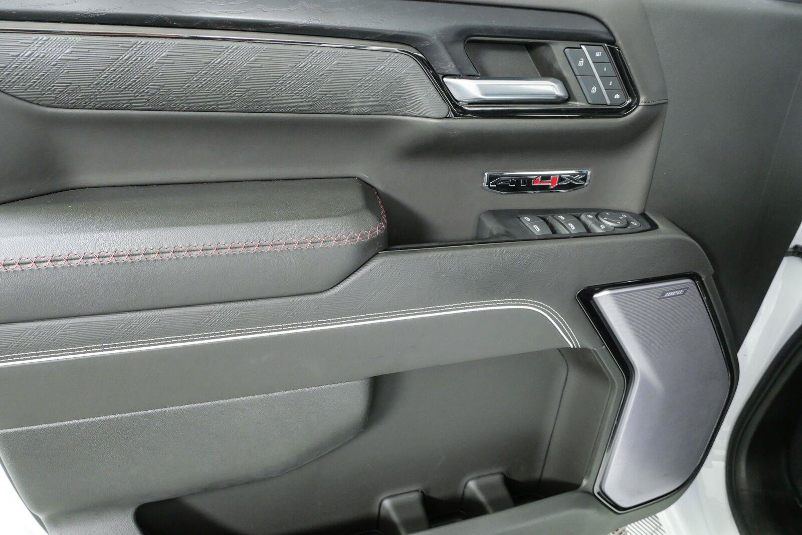 Used 2022 GMC Sierra 1500 AT4X AWD/4WD image 6