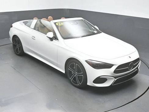 Used 2026 Mercedes-Benz CLE 300 4MATIC Cabriolet image 39