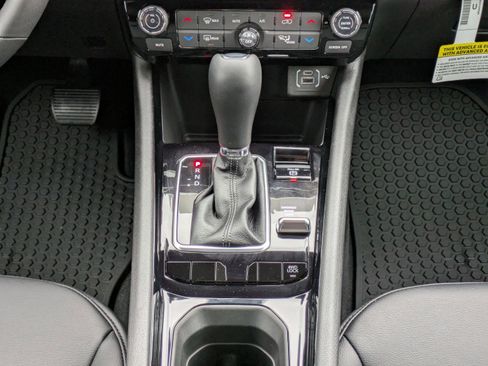 New 2026 Jeep Compass Latitude w/ Sun and Sound Group AWD/4WD image 26