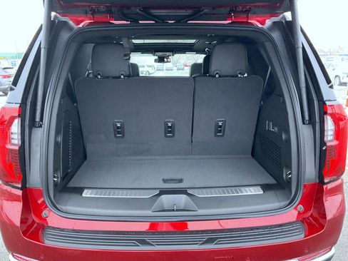 New 2026 GMC Yukon Denali w/ Sun & Power Step Package image 23