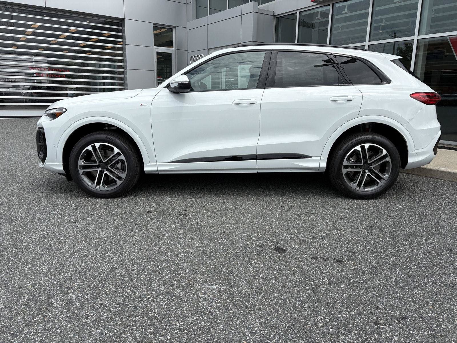 New 2026 Audi Q5 2.0T AWD/4WD image 2