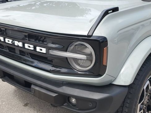 Used 2024 Ford Bronco Outer Banks AWD/4WD image 12