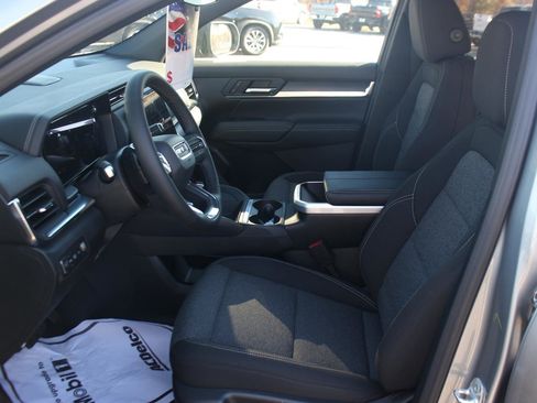 New 2026 GMC Terrain Elevation image 12