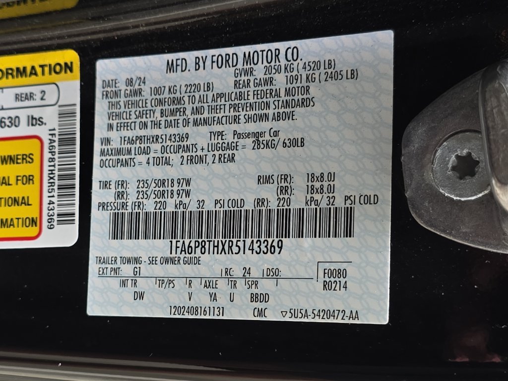 Used 2024 Ford Mustang Coupe RWD image 32