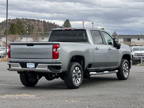 New 2026 Chevrolet Silverado 2500 LT image 2