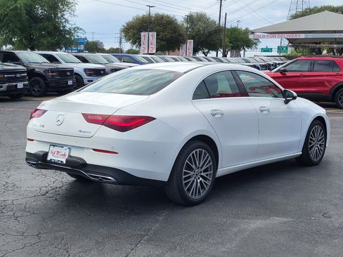 Used 2025 Mercedes-Benz CLA 250 4MATIC image 4