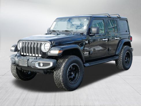Used 2021 Jeep Wrangler Unlimited Sahara w/ Uconnect 4C Nav & Sound Group image 3