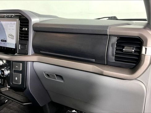 Used 2024 Ford F150 XLT AWD/4WD image 16