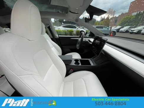 Used 2023 Tesla Model Y Long Range image 55