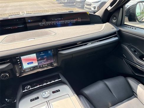 New 2025 Lincoln Navigator Reserve w/ Jet Appearance Package image 15